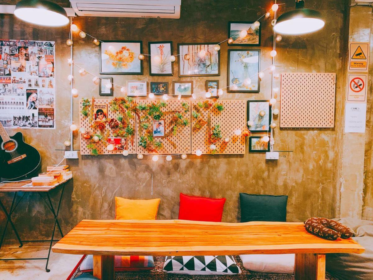 Oasis Cafe And Nap Pansiyon Bangkok Dış mekan fotoğraf